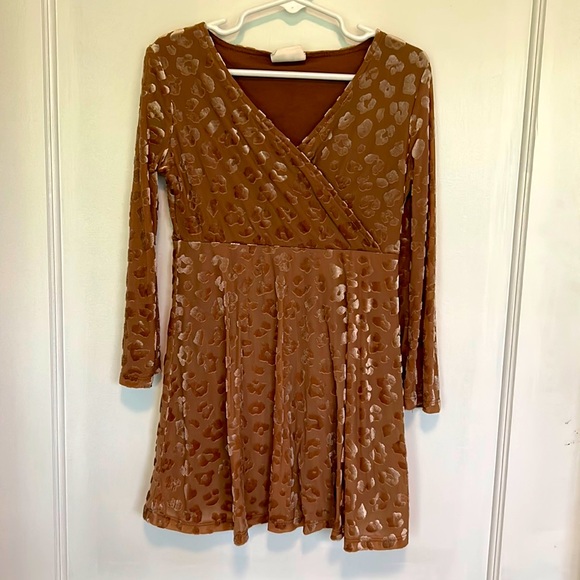 Cotton On dress. Rust colored velvet leopard burnout dress, size 4. - Picture 2 of 3